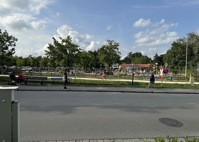 Schütz *